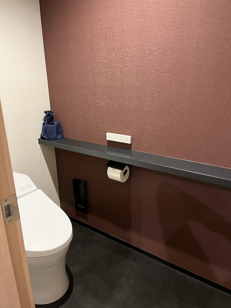 the358sora客室内のトイレ