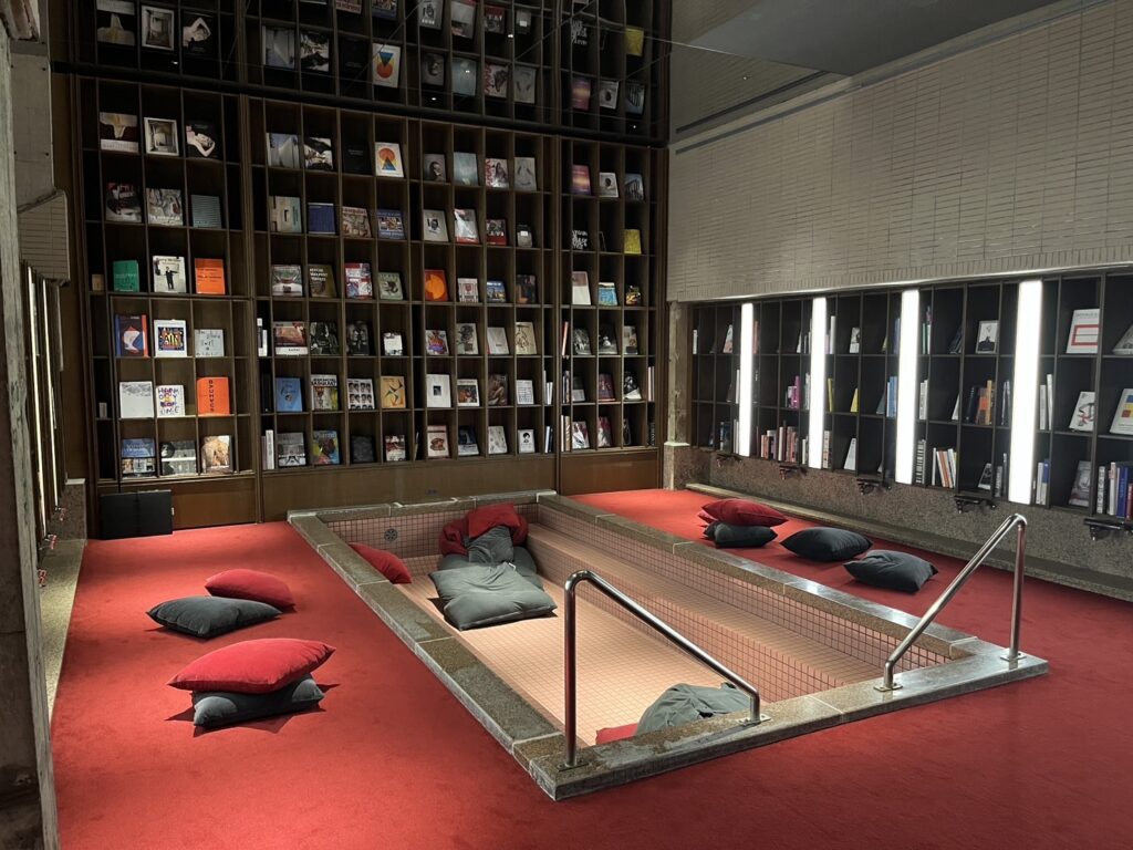 「松本十帖」のオトナ本箱